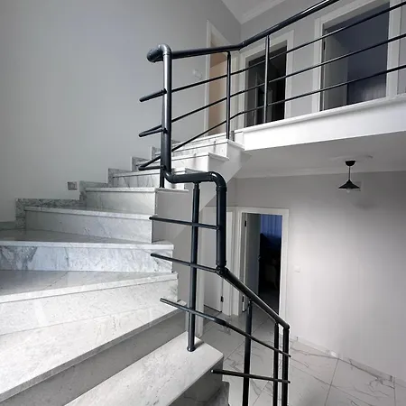 ヴィラ Lavender *